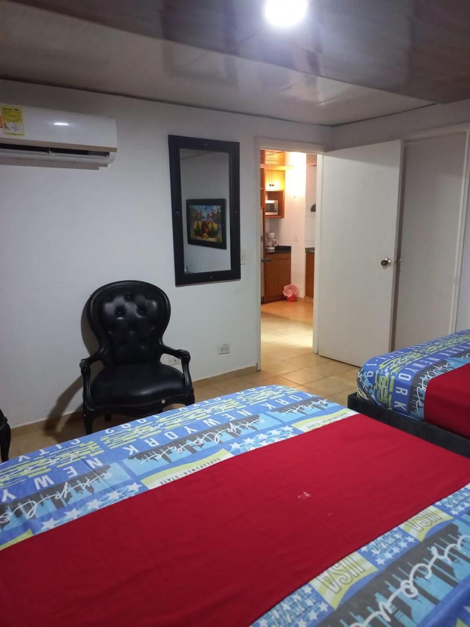 Apartamento 1c-al3e De 1 Alcoba Cerca Al Mar Con Aire Acondicionado, Piscina Y Wifi *