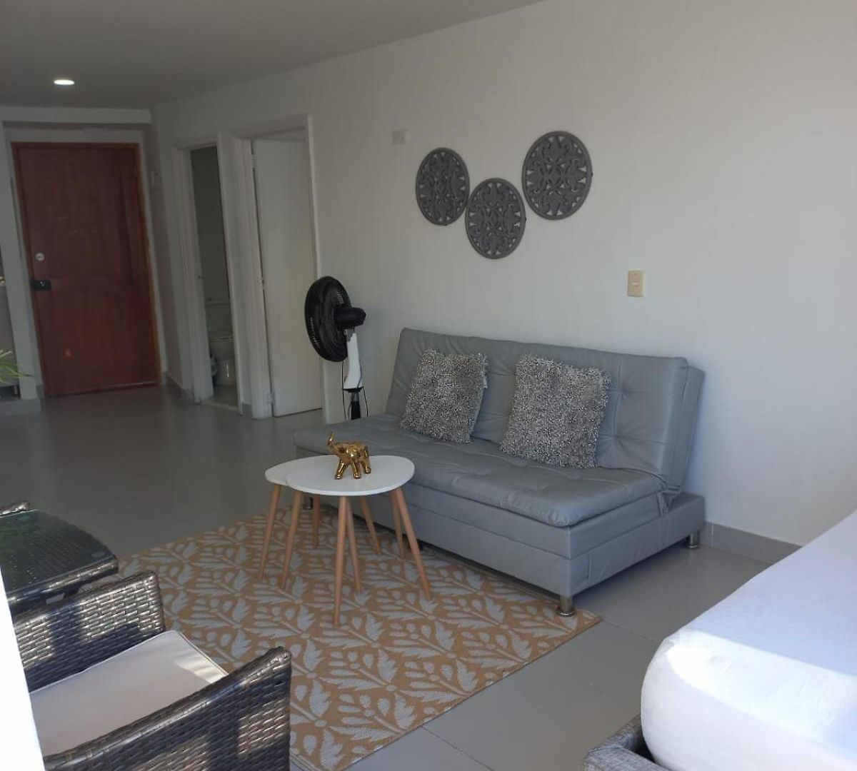 Apartamento 1c-al3e De 1 Alcoba Cerca Al Mar Con Aire Acondicionado, Piscina Y Wifi