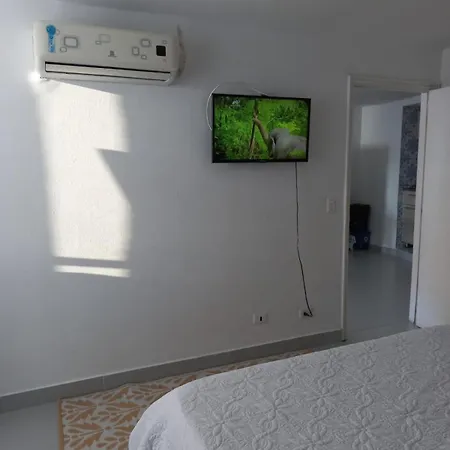 Apartamento 1c-al3e De 1 Alcoba Cerca Al Mar Con Aire Acondicionado, Piscina Y Wifi Cartagena
